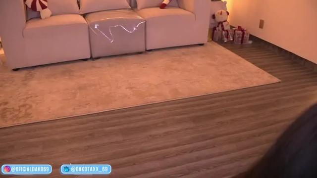 Image 2 of dakota_leex Stream on Chaturbate on 1 month ago