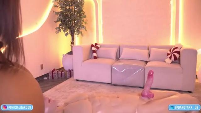 Image 3 of dakota_leex Stream on Chaturbate on 1 month ago