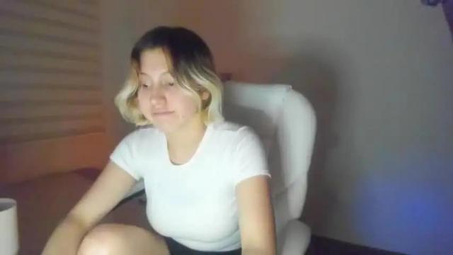 Image 8 of dakotaa_aa Stream on Chaturbate on 13 months ago