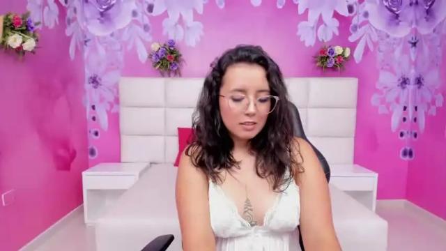 Image 4 of dakotajohnsonn Stream on Chaturbate on 17 months ago