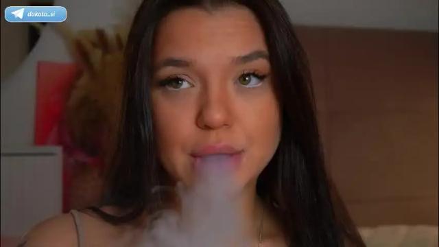 Image 3 of dakotasi Stream on Chaturbate on 17 days ago