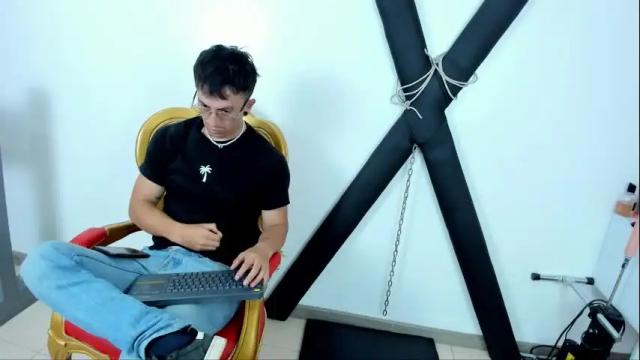Image 2 of dakotha_90 Stream on Chaturbate on 1 month ago