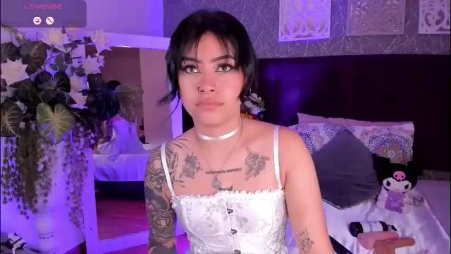 Image 2 of dakottahill Stream on Chaturbate on 4 months ago