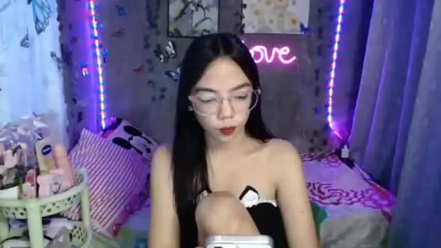 Image 3 of dalagangpinayxx Stream on Chaturbate on 12 months ago