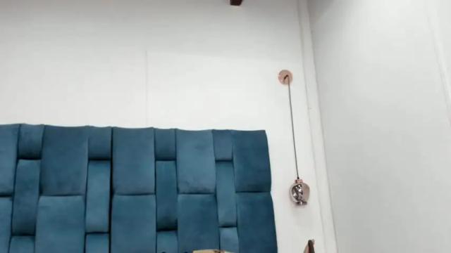Image 6 of dalia_giraldo Stream on Chaturbate on 16 months ago