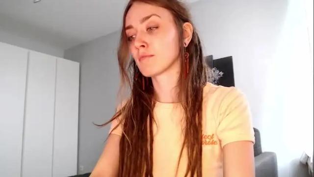 Image 3 of dalia_peach Stream on Chaturbate on 27 days ago