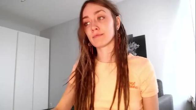 Image 4 of dalia_peach Stream on Chaturbate on 27 days ago