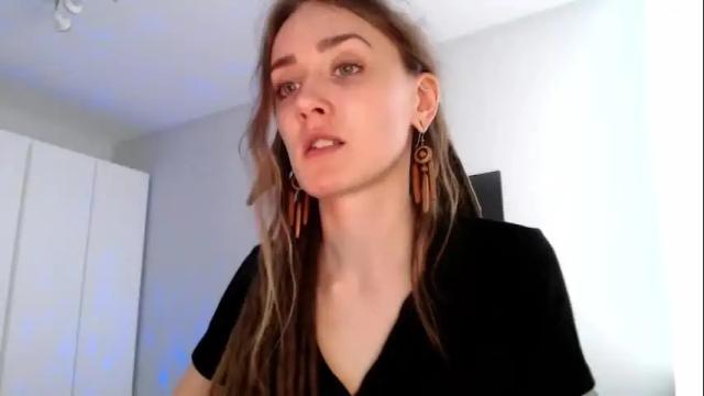 Image 3 of dalia_peach Stream on Chaturbate on 4 months ago