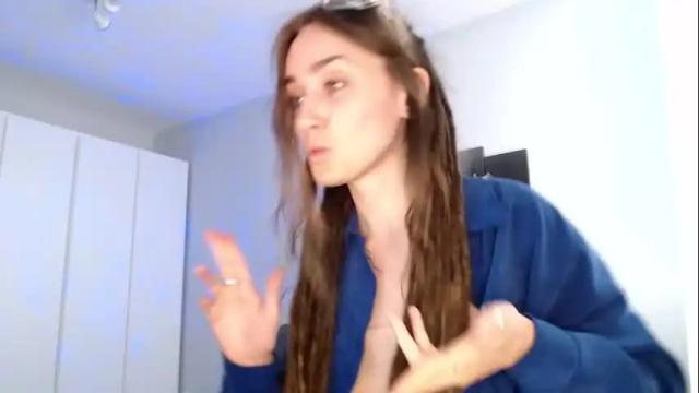 Image 2 of dalia_peach Stream on Chaturbate on 3 months ago