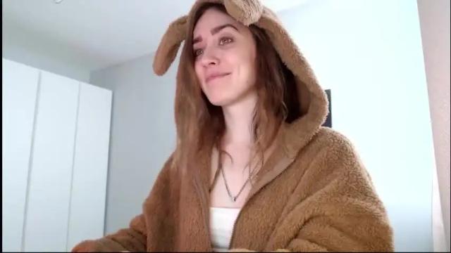 Image 7 of dalia_peach Stream on Chaturbate on 2 months ago