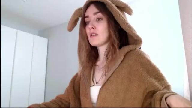 Image 8 of dalia_peach Stream on Chaturbate on 2 months ago