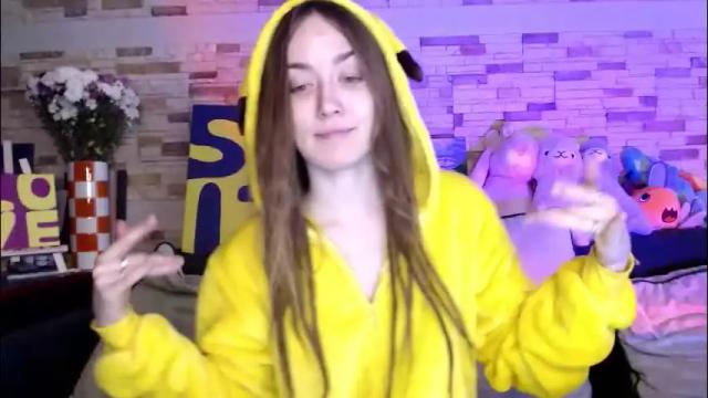 Image 3 of dalia_peach Stream on Chaturbate on 11 days ago