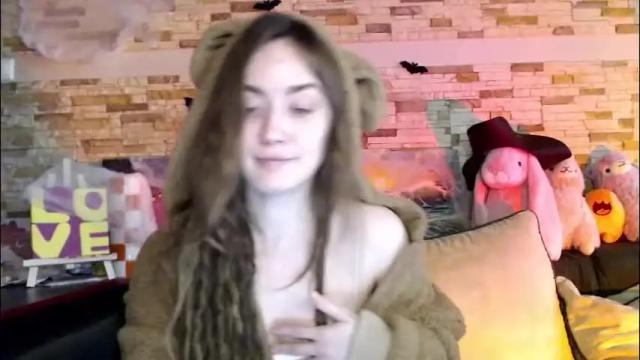 Image 10 of dalia_peach Stream on Chaturbate on 2 days ago
