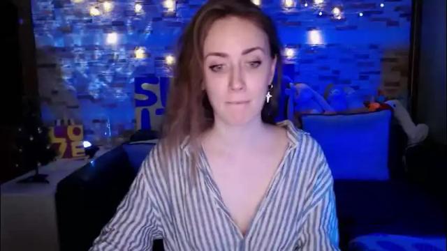 Image 3 of dalia_peach Stream on Chaturbate on 26 days ago