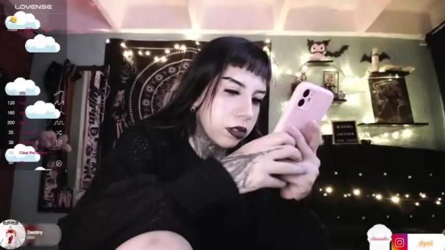 Image 12 of dalia_wolfe Stream on Chaturbate on 15 months ago