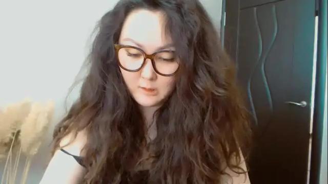 Image 12 of dalidayes Stream on Chaturbate on 1 month ago