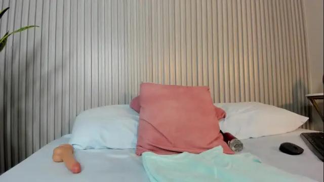 Image 2 of dalila30x Stream on Chaturbate on 1 month ago