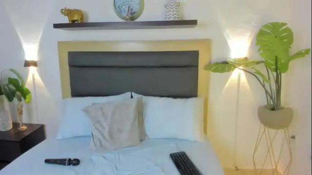 Image 8 of dalila30x Stream on Chaturbate on 1 month ago