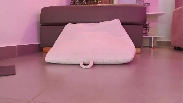 Image 3 of dalila_sky Stream on Chaturbate on 2 months ago
