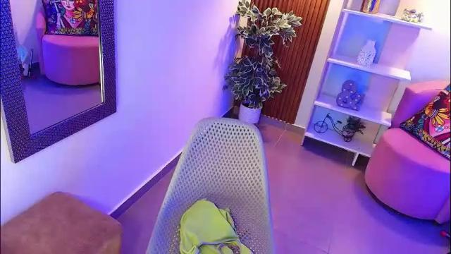 Image 7 of dalila_sky Stream on Chaturbate on 3 days ago