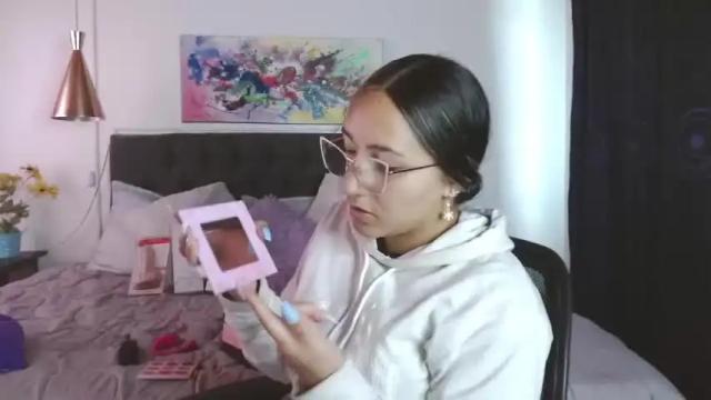 Image 2 of dalilablue_ Stream on Chaturbate on 15 months ago