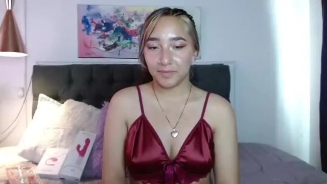 Image 10 of dalilablue_ Stream on Chaturbate on 15 months ago