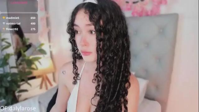 Image 7 of dalylarose Stream on Chaturbate on 21 days ago