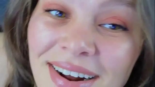 Image 3 of damedefeu Stream on Chaturbate on 1 month ago
