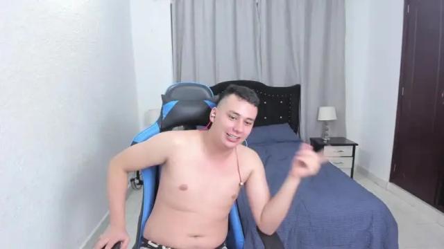 Image 11 of damian_amara Stream on Chaturbate on 15 months ago