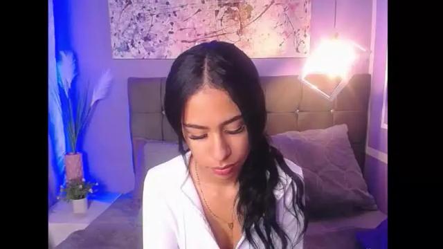 Image 11 of damian_n_lissa Stream on Chaturbate on 7 days ago