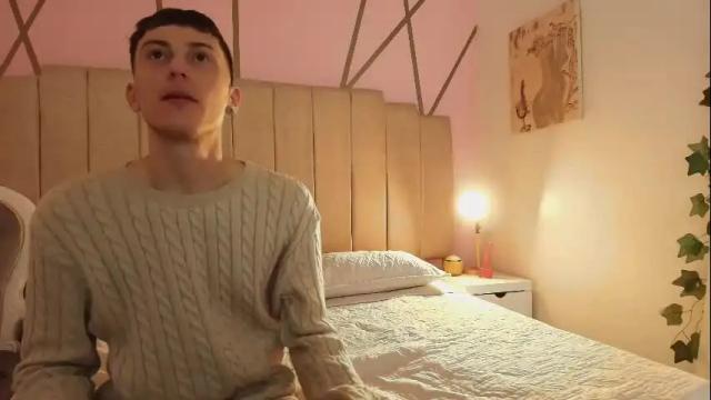 Image 10 of damian_n_maya Stream on Chaturbate on 5 months ago