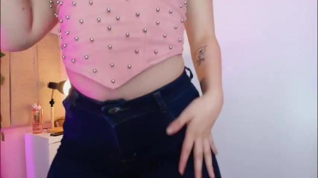 Image 8 of damian_n_maya Stream on Chaturbate on 2 months ago