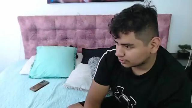 Image 6 of damianandcaroll Stream on Chaturbate on 14 months ago