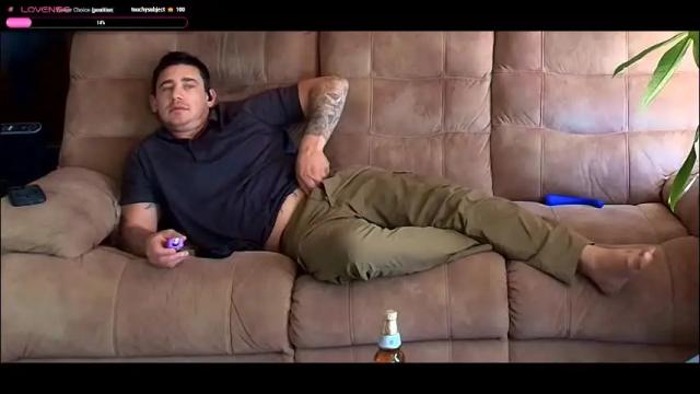 Image 12 of damienslick Stream on Chaturbate on 3 months ago