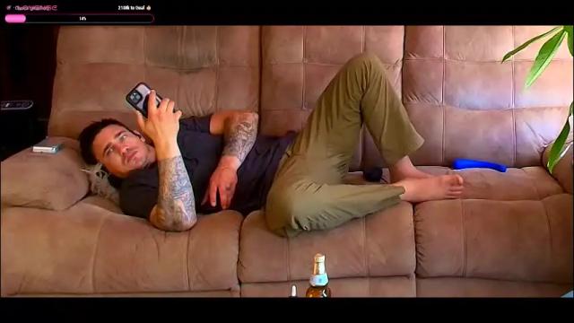 Image 4 of damienslick Stream on Chaturbate on 3 months ago