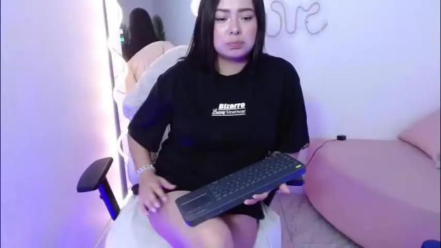 Image 8 of damii_tay Stream on Chaturbate on 1 month ago