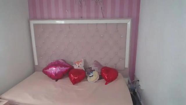Image 4 of damis_b Stream on Chaturbate on 16 months ago