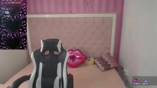 Image 2 of damis_b Stream on Chaturbate on 15 months ago