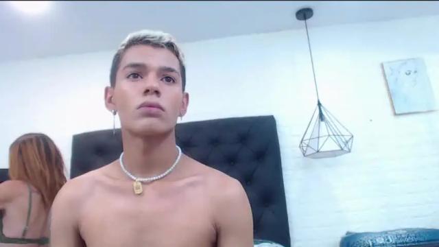 Thumbnail 1, dan_and_campanita's Stream at Chaturbate, 16 months ago