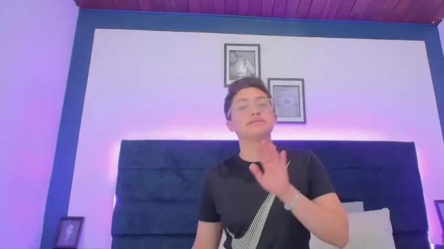 Image 2 of dan_vio Stream on Chaturbate on 16 months ago