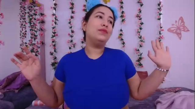 Image 4 of dana_gh Stream on Chaturbate on 2 months ago