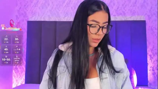 Image 3 of dana_haze Stream on Chaturbate on 1 month ago