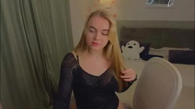 Image 2 of dana_love0 Stream on Chaturbate on 2 months ago