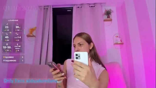 Image 4 of danafinet Stream on Chaturbate on 25 days ago