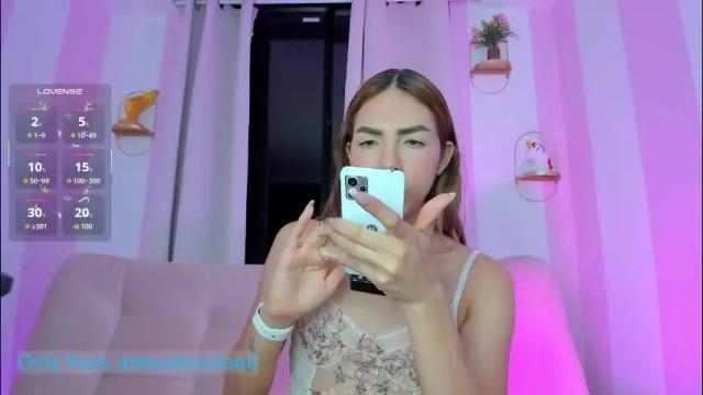 Image 3 of danafinet Stream on Chaturbate on 1 month ago