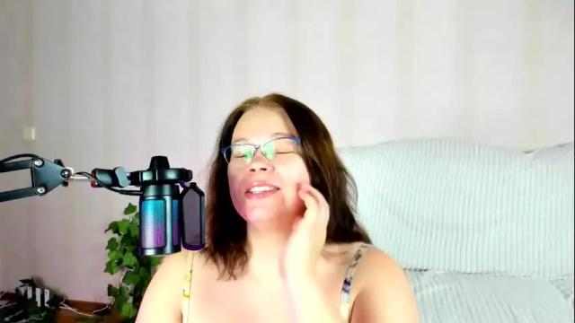Image 4 of danajhonson Stream on Chaturbate on 2 months ago
