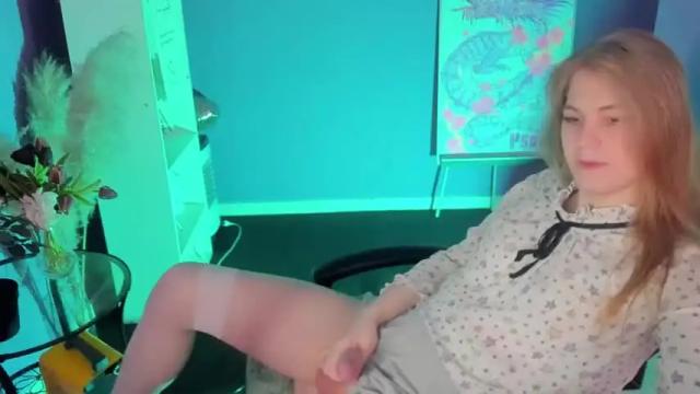 Image 3 of danakhadra Stream on Chaturbate on 16 months ago