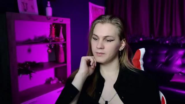Image 10 of danakhadra Stream on Chaturbate on 16 months ago