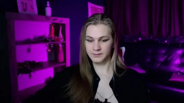 Image 11 of danakhadra Stream on Chaturbate on 16 months ago