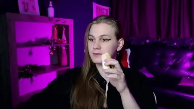 Image 12 of danakhadra Stream on Chaturbate on 16 months ago